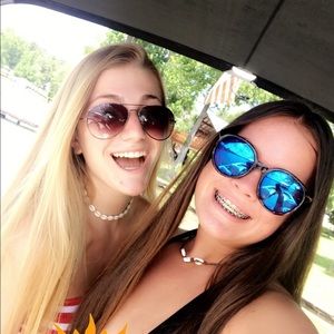 Meet your Posher, Anna